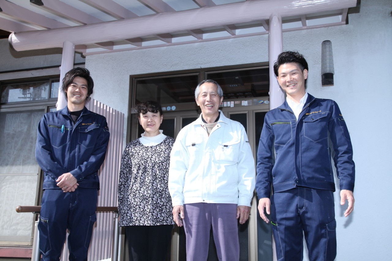 お客様とスタッフ